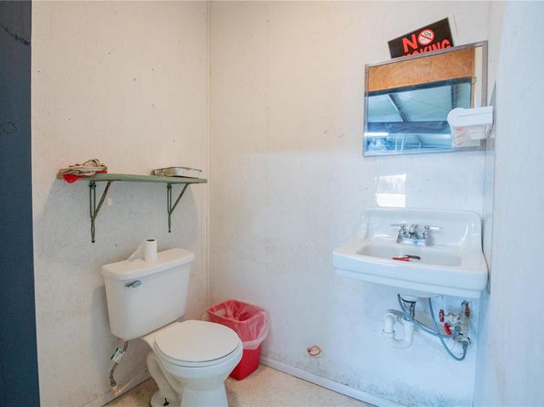 8514 Highway Zz, Cuba, MO 65453