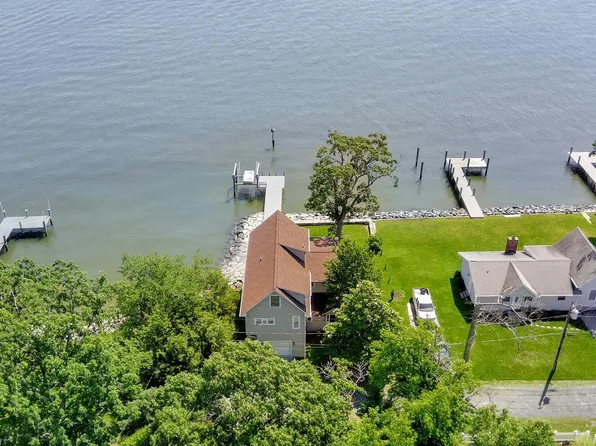 4715 Oak Rd, Shady Side, MD 20764