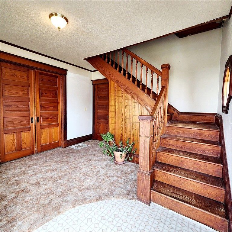 200 S Division St, Montour, IA 50173 MLS 691486 Zillow