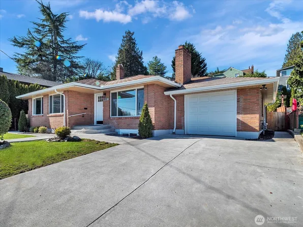 10037 Waters Avenue S, Seattle, WA 98178