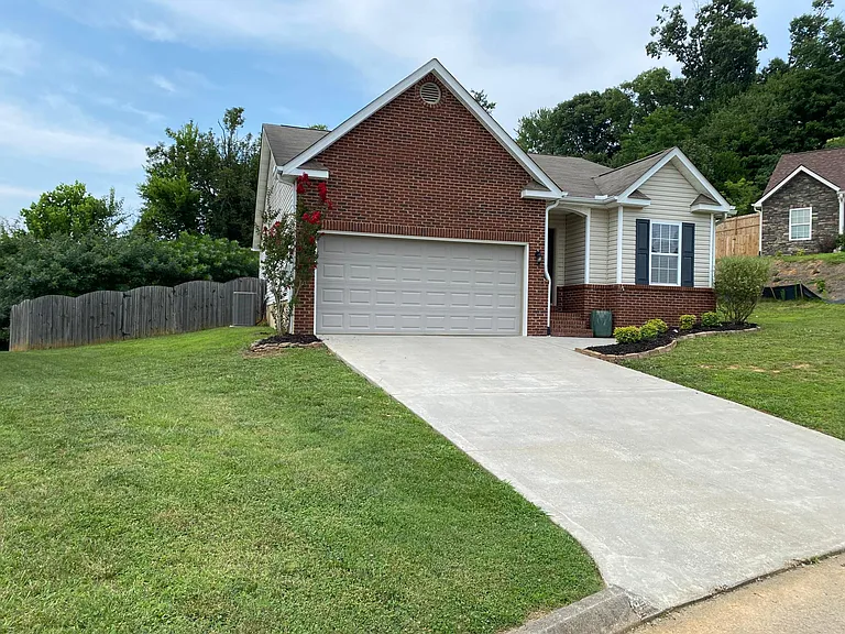 2869 Mossy Oaks Ln — Photo 3