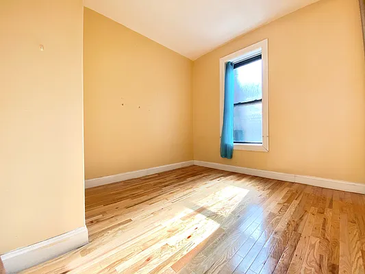 Rented by Voro NYC | media 16