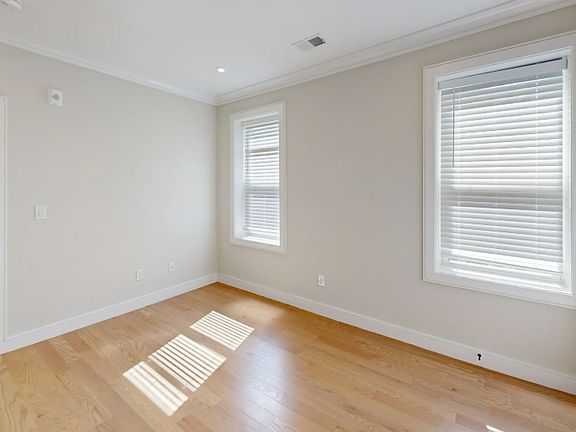 5th image of 161 Allston St APT 6