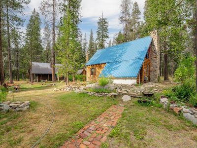 10010 Anna Ave, Soda Springs, CA, 95728