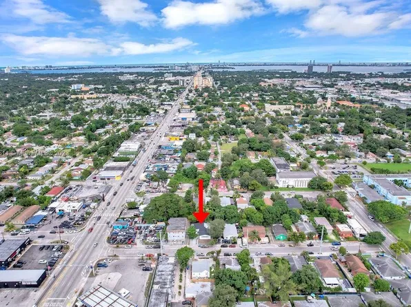 7815 NW 5th Ct, Miami, FL 33150