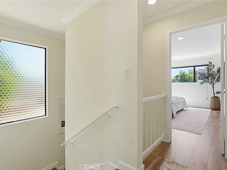 1433 S Beverly Dr — Photo 29