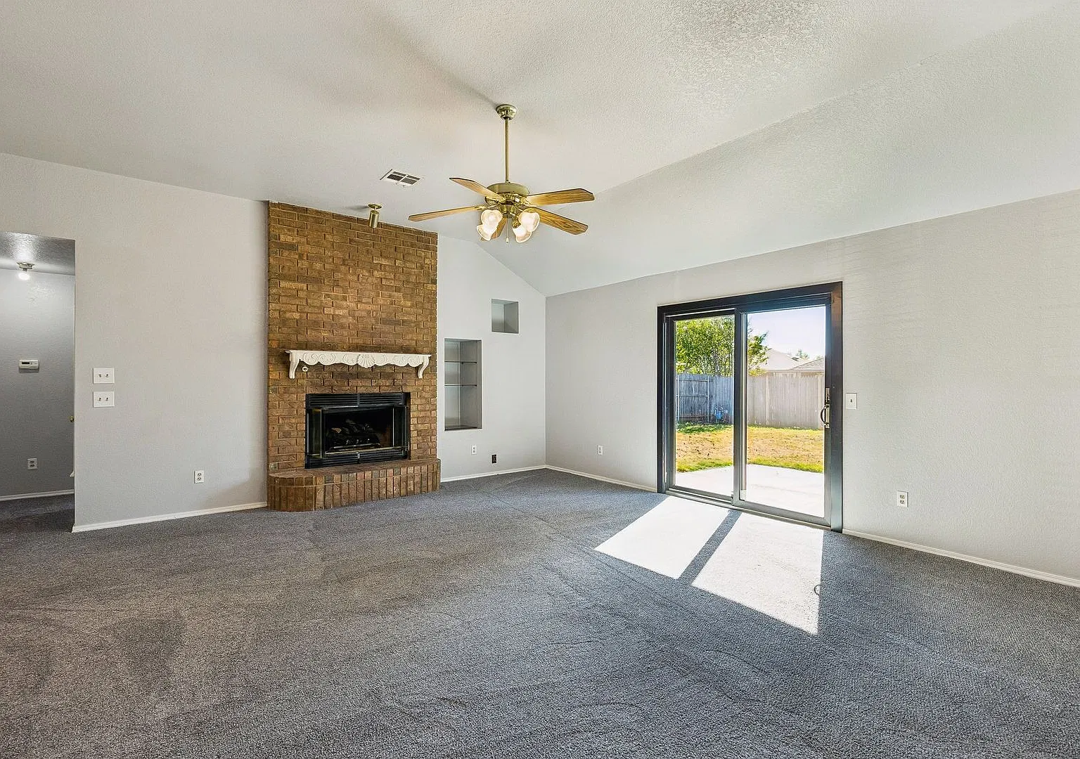 1708 Rocky Mountain Way — Photo 4