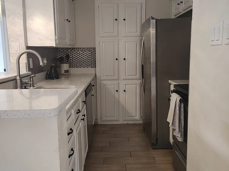 New appliances,New counters,New floor!