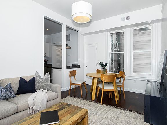 2nd image of 802 Lyon St #804