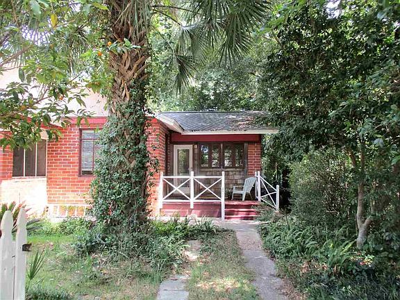 4th image of 1416 E Moreno St