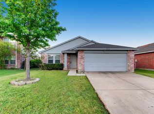 2228 White Oak Dr, Little Elm, TX 75068