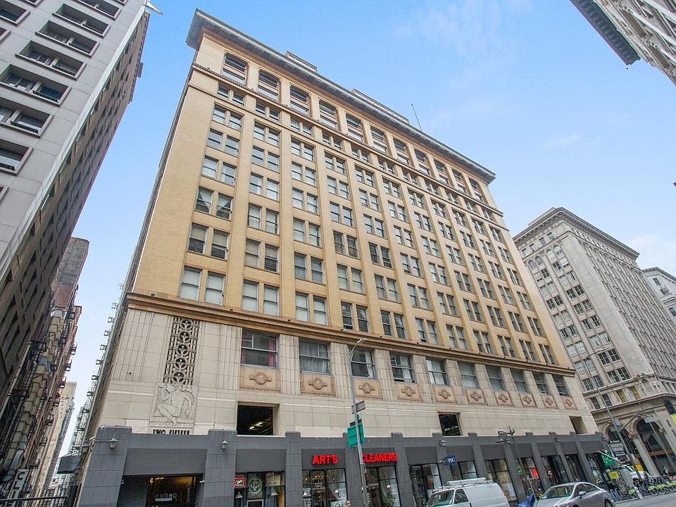 1st image of 215 W 7th St APT 305