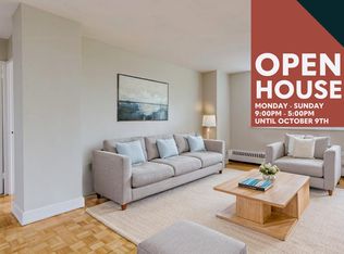 335 Van Horne Ave, Toronto, ON M2J 2V1