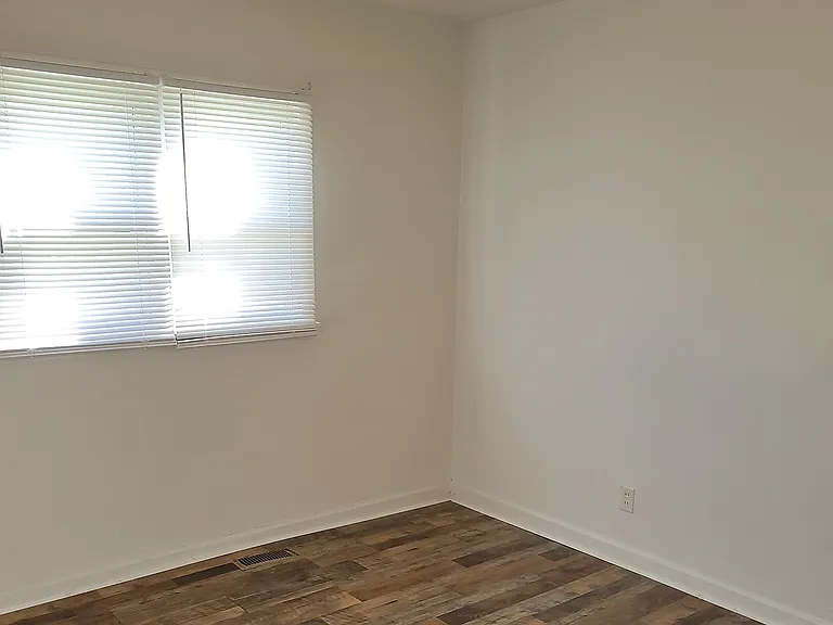 4206 Saint Francis Ln — Photo 3