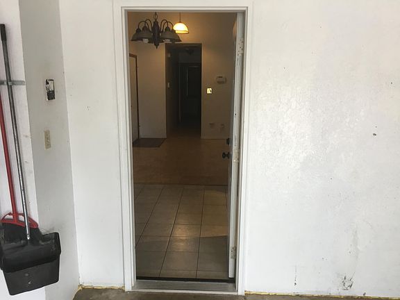 5th image of 1717 Hillcrest Dr