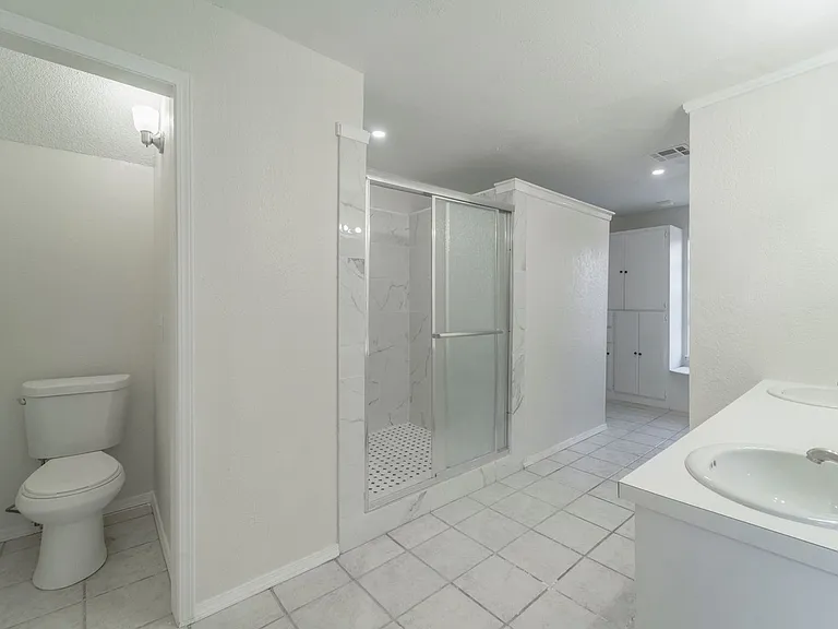3120 Shadybrook Dr — Photo 42