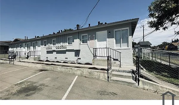 239 N Orchard St — Photo 16