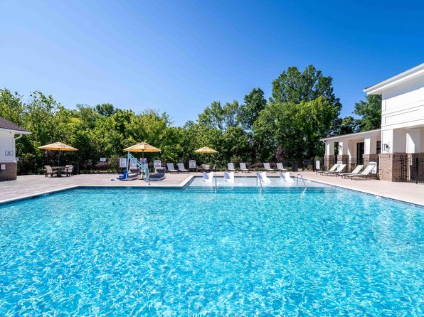 9105 Bowling Green Ln #9012-101