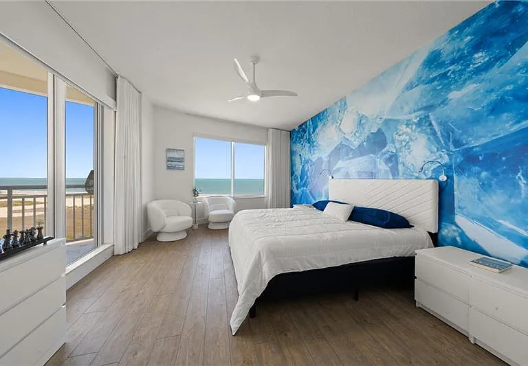 1200 Gulf Blvd #902 — Photo 12