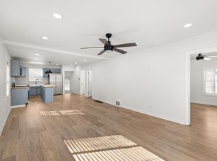 1820 23rd St, Des Moines, IA 50310