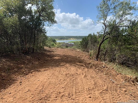 5th image of 281 chimney cove LOT 31