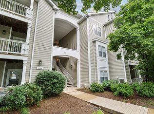 1708 Lake Shore Crest Dr APT 11, Reston, VA 20190