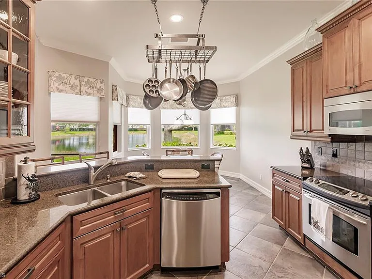 6105 Dogleg Dr — Photo 18