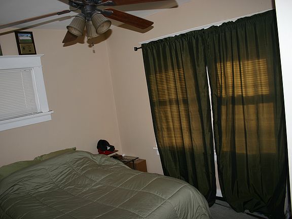 2nd image of 4093 Blow St