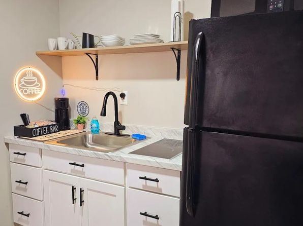 407 E Norwegian St #1