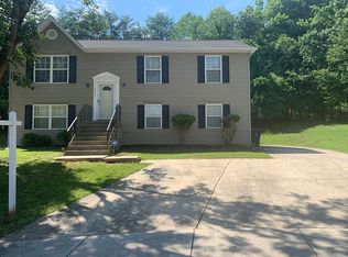 10503 Cedarwood Ln, Fort Washington, MD 20744