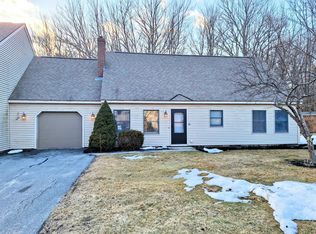 26 Cedarbrook Dr, Scarborough, ME 04074