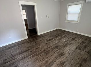 424 S 12th St, Salina, KS 67401