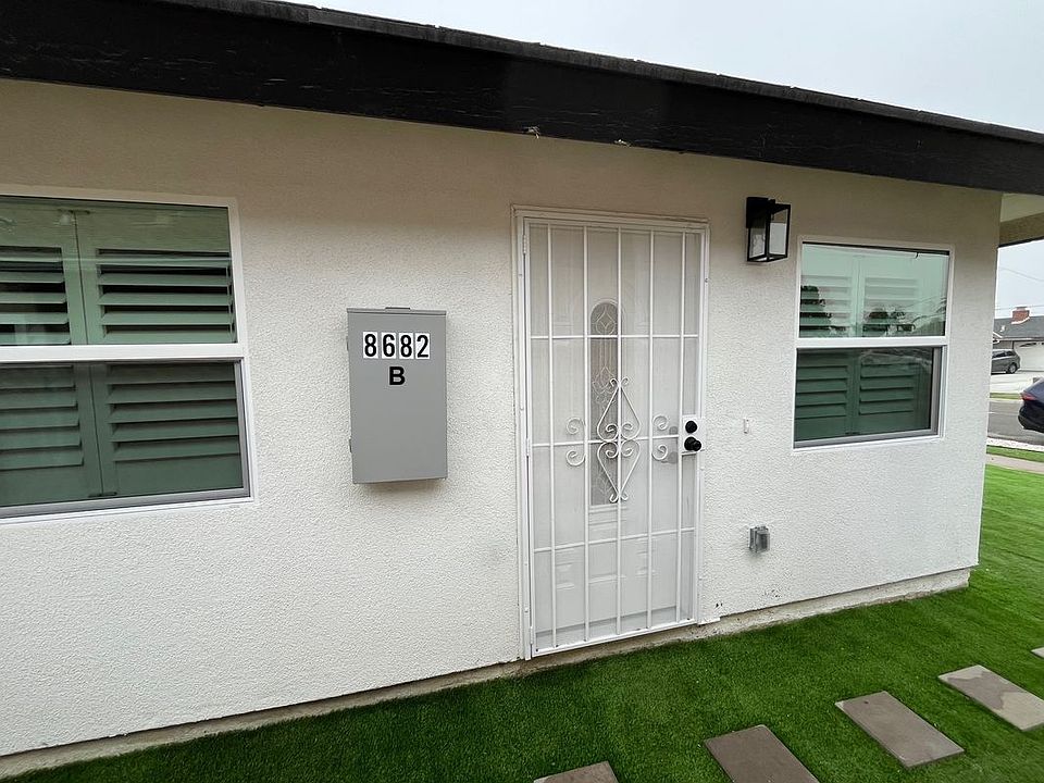 1st image of 8682 Oasis Ave #B