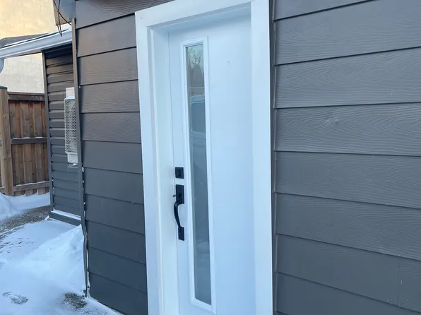 930 Lake Dr E, Georgina, ON