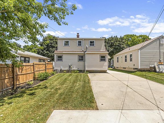 3rd image of 1939 S 97th STREET