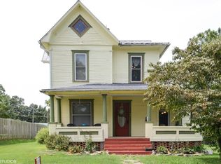 106 Park Ave, Koshkonong, MO 65692