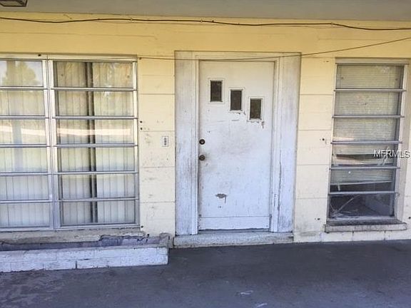 3rd image of 27465 Pasadena Dr