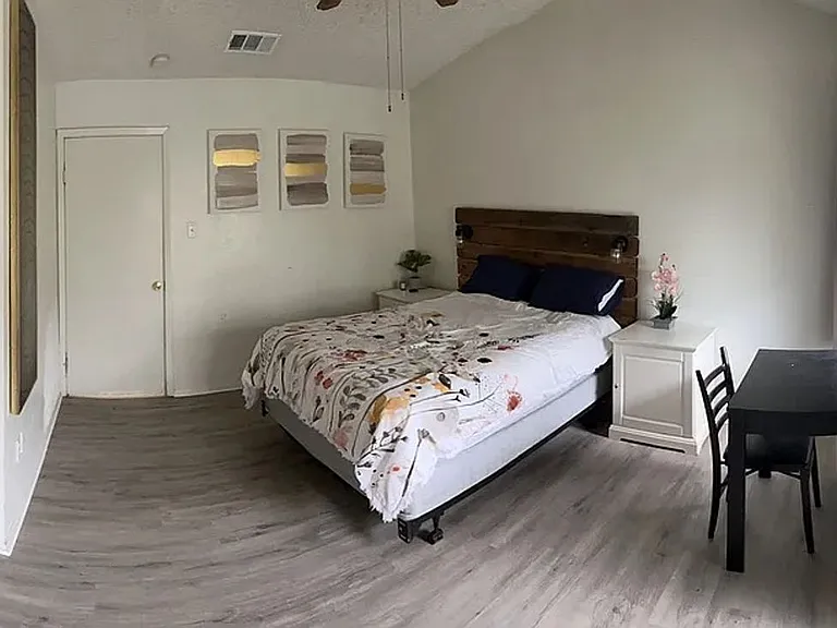 5307 Indio Dr #B — Photo 3