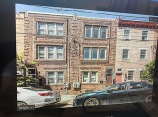 768 S 15th St #A, Philadelphia, PA 19146