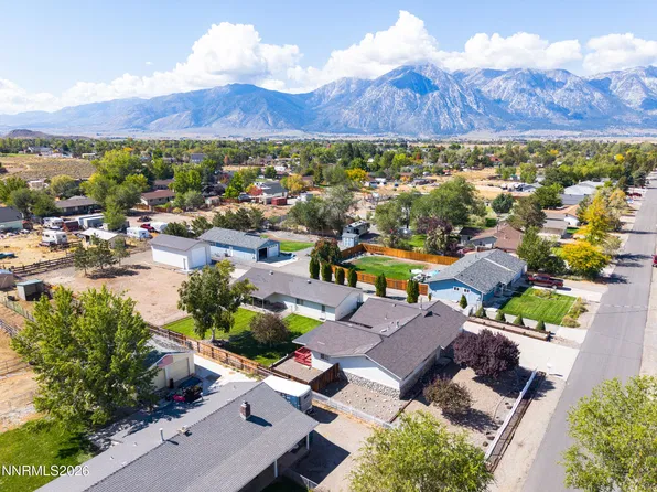 1393 Jobs Peak Dr, Gardnerville, NV 89460