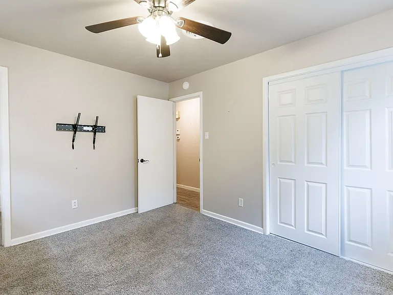 406 Bangor Ave — Photo 20