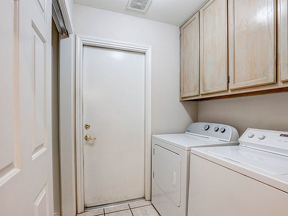 3rd image of 6152 Haley Ln