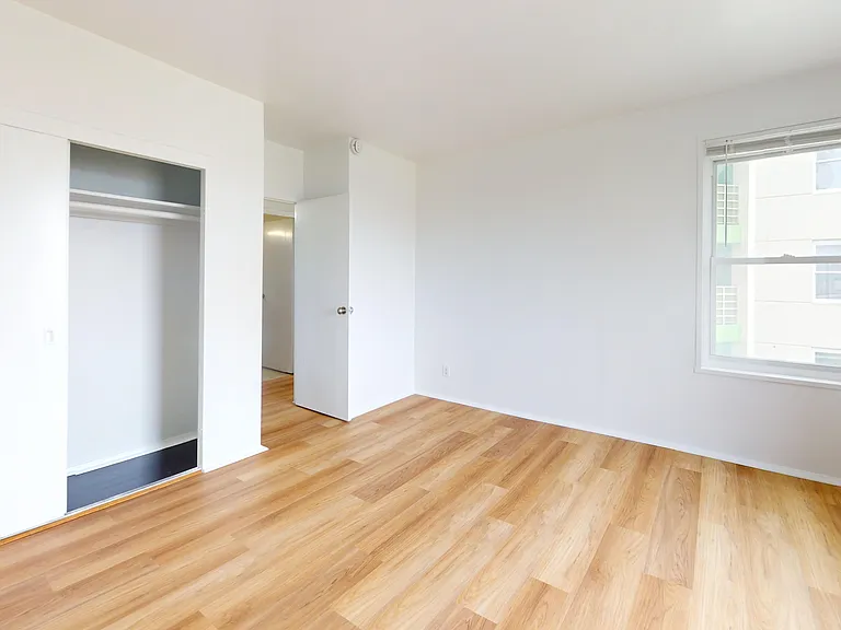 Parkmerced Apartments — Photo 82