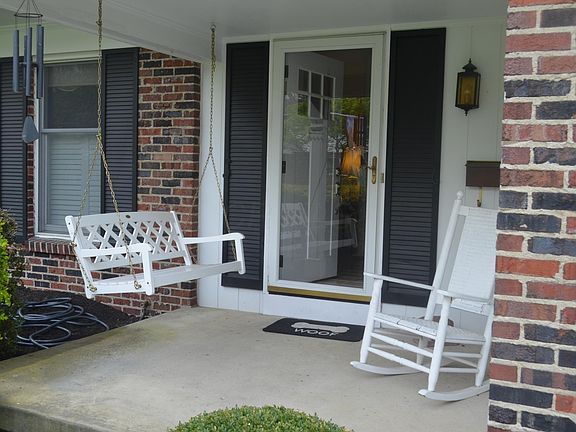 2nd image of 273 Heischman Ave