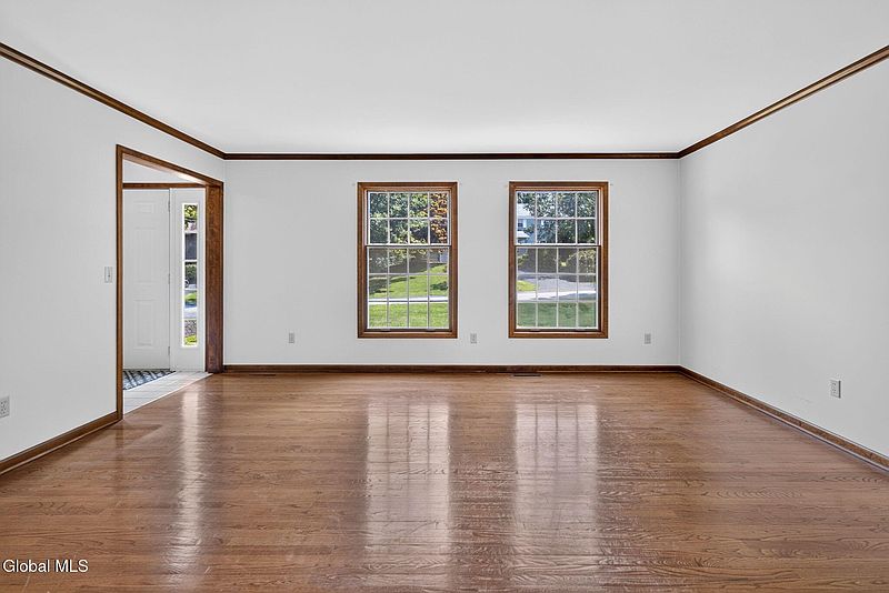 5th image of 5 Brookhaven Drive