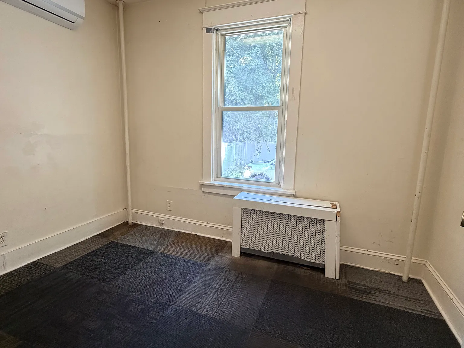 5 bed, 1.5 bath, 1500 sqft, $450 — Photo 3