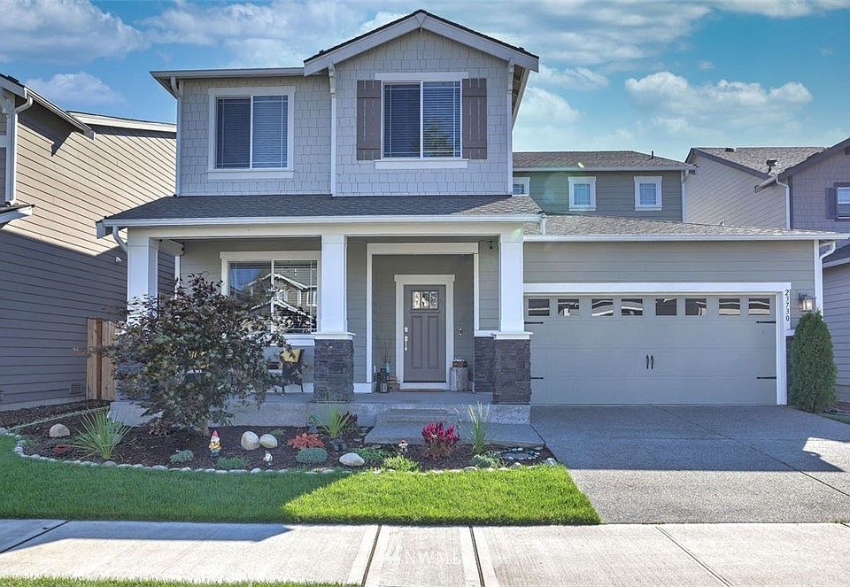 Move-in Ready Lennar home - Gregory floorplan with air-conditioning.