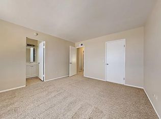 323 Mulberry Glen Dr, North Las Vegas, NV 89031