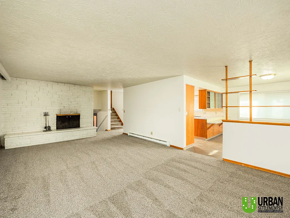 13319 E 24th Ave