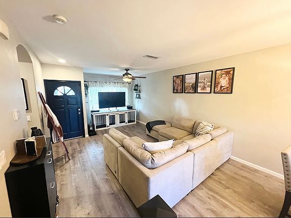 4th image of 91-2109 Kaioli St APT 302